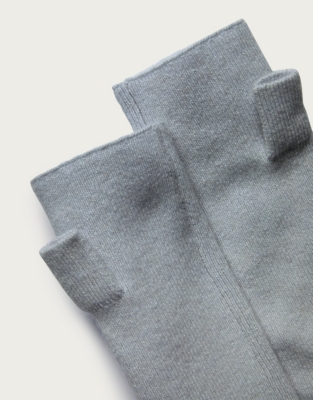 Cashmere Essential Wrist Warmers | All Clothing Sale | The White Company US