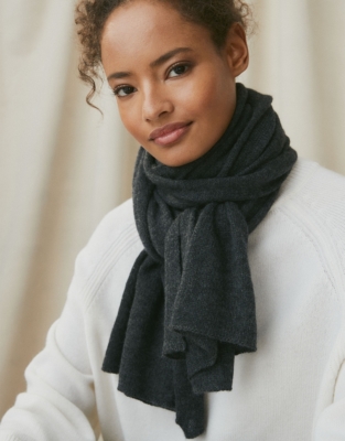 Cashmere Featherweight Scarf | Accessories Sale | The White Company UK