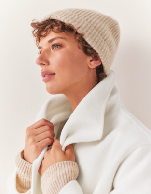 Cashmere Ribbed Hat