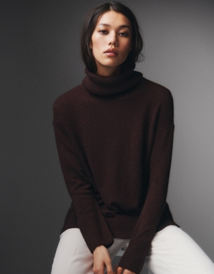 Cashmere Roll Neck Jumper