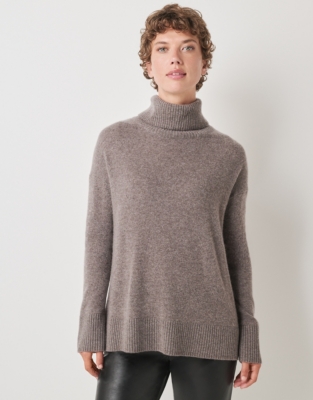 Cashmere Roll Neck Jumper - Nutmeg