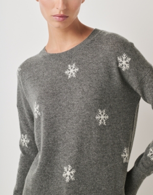 Cashmere Scattered Snowflake Jumper