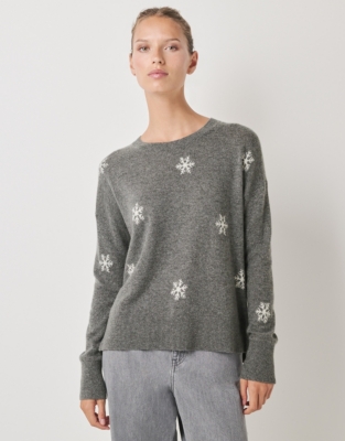 Cashmere Scattered Snowflake Jumper