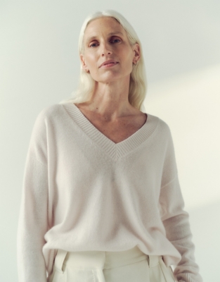 Cashmere jumper white company best sale