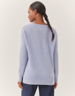 Cashmere V-Neck Jumper - Pastel Blue