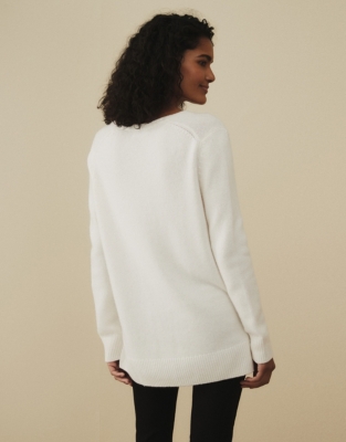 Cashmere V-Neck Longline Jumper | New In Clothing | The White Company UK