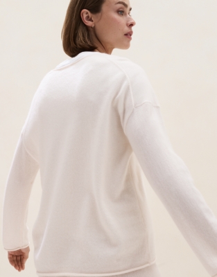 Cashmere Voop Neck Jumper - Porcelain