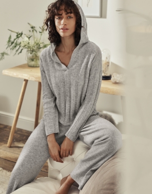 Cashmere Wide Leg Joggers Clothing Sale The White Company UK