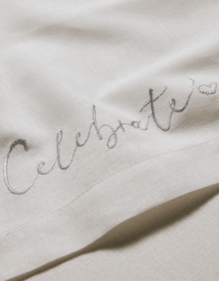 Celebrate Embroidered Napkins – Set of 4