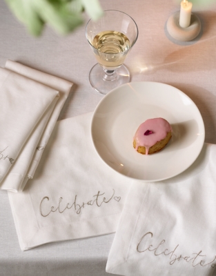 Celebrate Embroidered Napkins – Set of 4