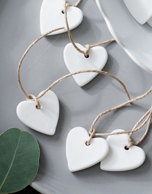 Ceramic Hearts – Set of 12