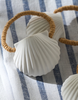 Ceramic Shell Napkin Rings – Set of 4