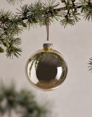 Champagne Glass Bauble – 9cm