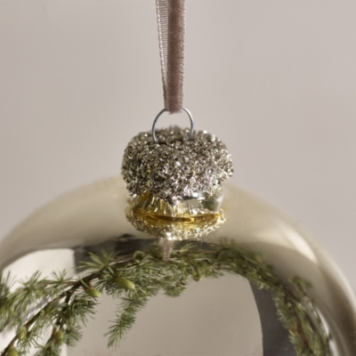 Champagne Glass Bauble – 9cm