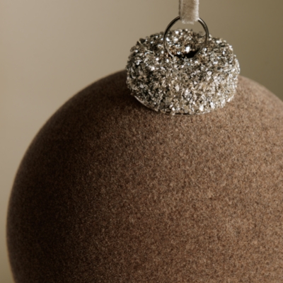 Chocolate Bauble – 9cm
