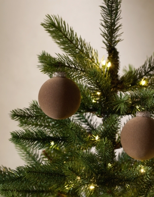 Chocolate Bauble – 9cm