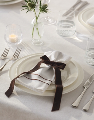 Chocolate Velvet Napkin Bows – Set of 6