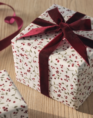 Christmas Berry Wrapping Paper – 10M