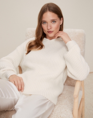 Chunky-Knit Hoodie with Alpaca | All Clothing Sale | The White Company US