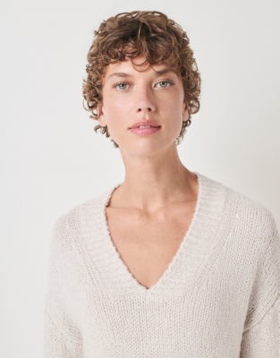 Chunky Rib Detail V-Neck Sweater with Silk