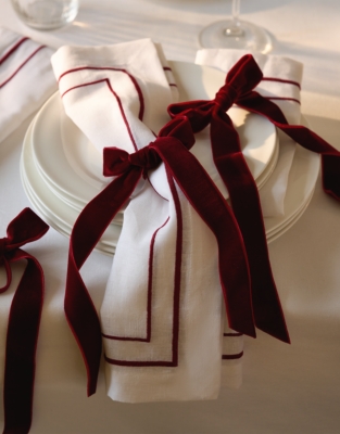 Claret Velvet Napkin Bows – Set of 6
