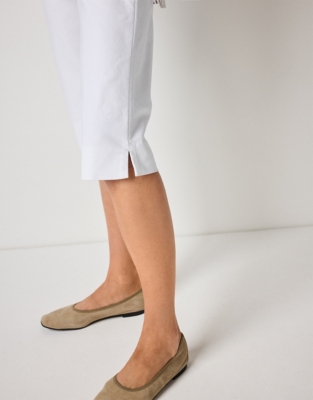 Classic Capri Trousers - White