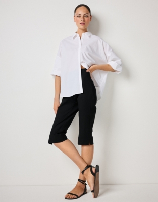 Classic Capri Trousers
