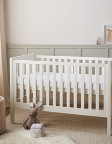 Classic Cot Bed