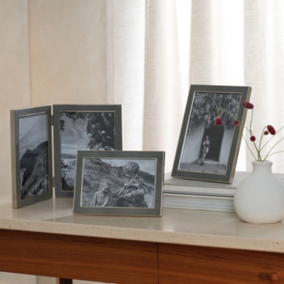 Classic Gray Textured Photo Frame – 4x6"