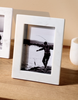 Classic Marble Frame – 5x7”