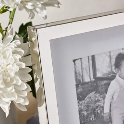 Classic Silver Photo Frame – 5x7"