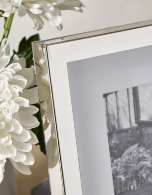 Classic Silver Photo Frame – 5x7"