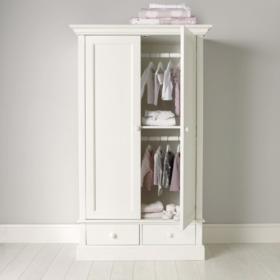 Small white childrens clearance wardrobe