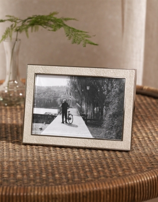 Classic Textured Frame – 4x6"