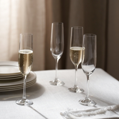 Set of Four Pulcinella Champagne Glasses - White