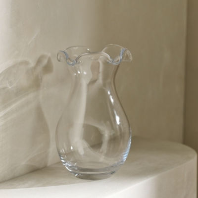 Coombe Frill Vase