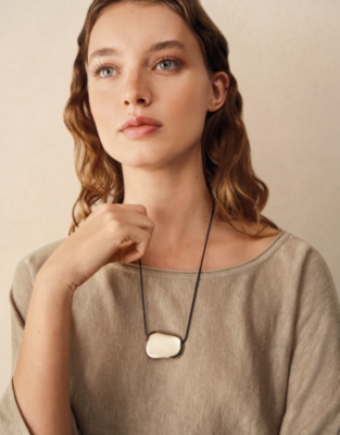 Cord Gold Pendant Necklace