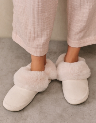 Cosy Stitch Detail Bootie