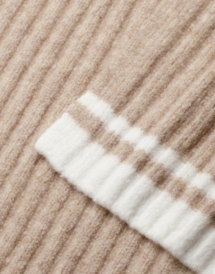 Cosy Tipped Scarf