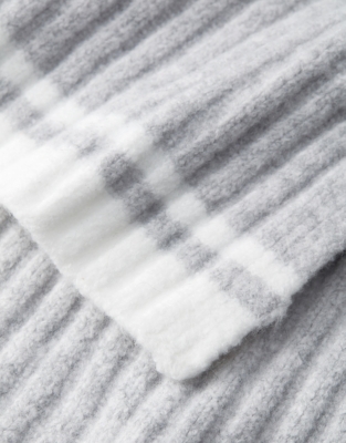 Cosy Tipped Stripe Scarf