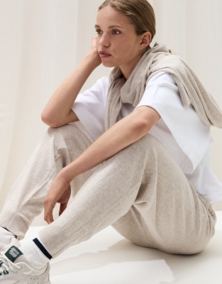 Cuffed Joggers with Cashmere
