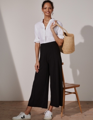 Wide Leg Cropped Trousers