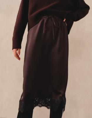 Double Satin Appliqué Lace Skirt