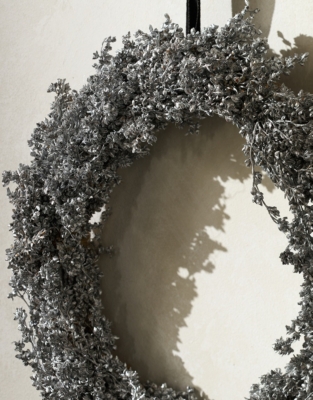 Dried Silver Wreath – 25cm