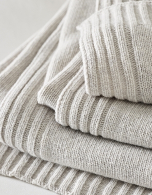 Grey Marl