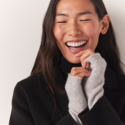 Essential Cashmere Wrist Warmers