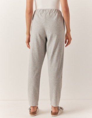 Essential Fleeceback Joggers