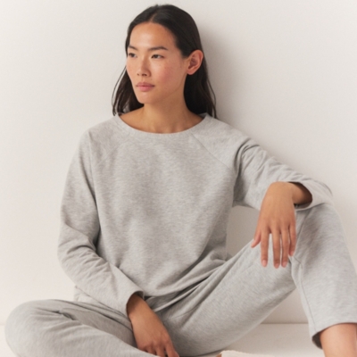 Essential Fleeceback Sweatshirt
