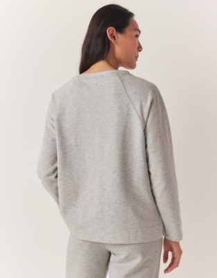 Essential Fleeceback Sweatshirt