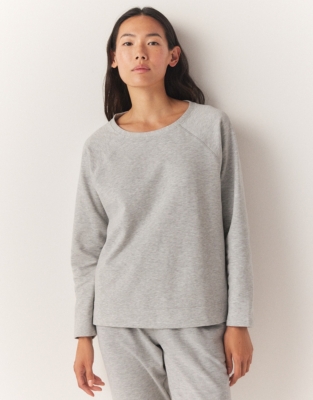 Essential Fleeceback Sweatshirt